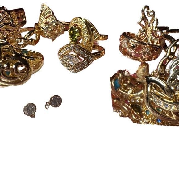 Rings - Picture 8 of 16